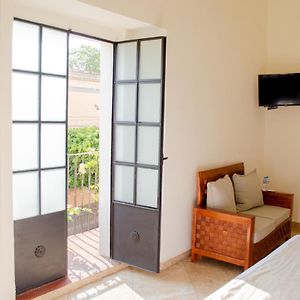 Habitación Estándar con Cama Queen